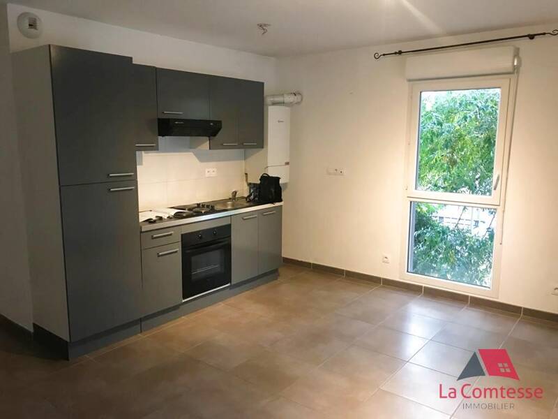 Maison à louer, 44m², MARSEILLE 9E