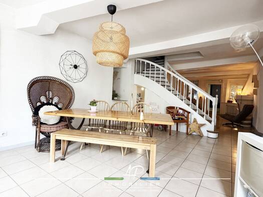 Maison à vendre 230 000 € 5 pièces 4 chambres 156 m² 130 m² de terrain Is-sur-Tille 21120