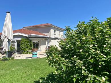 Maison à vendre 620 000 € 6 pièces 4 chambres 120 m² 900 m² de terrain Azieu Genas 69740