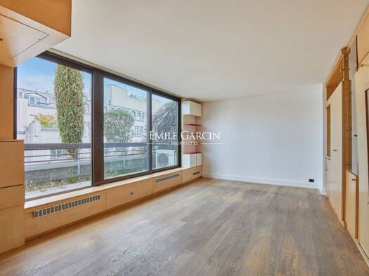 Appartement à vendre 1 030 000 € 1 pièce 47 m² 7ème étage Saint Philippe du Roule Paris 8ème arrondissement 75008
