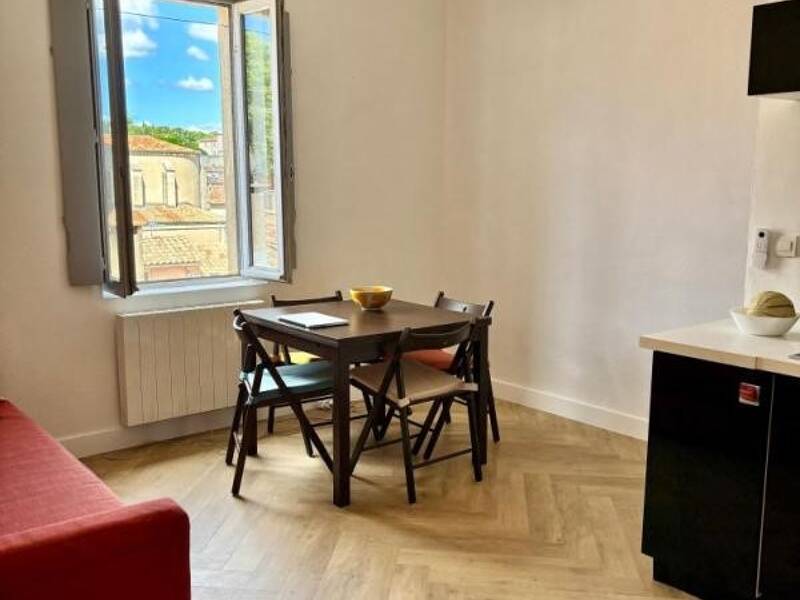 Maison à louer, 44m², NIMES