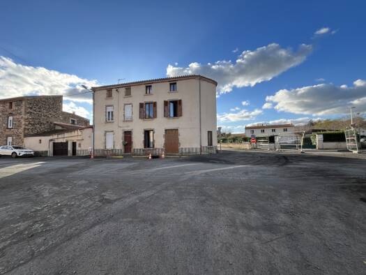 Maison à vendre 135 000 € 5 pièces 130 m² Le Breuil-sur-Couze 63340