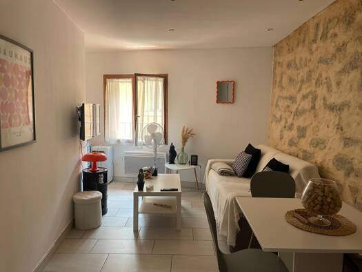 Appartement à louer 630 € 2 pièces 1 chambre 35 m² 1er étage Capucins-La Barbacane-La Trivalle-Bellevue Carcassonne 11000