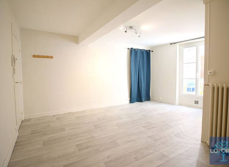 Duplex à louer 487 € 1 pièce 23 m²<br/>superficie 1er<br/>étage Saint Gilles Etampes 91150