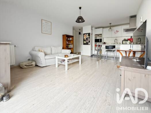 Appartement à vendre 224 000 € 3 pièces 2 chambres 55 m² 2ème étage Sud-Bords de Marne-Foch Chelles 77500