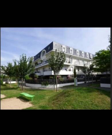 Appartement à louer 720 € 1 pièce 21 m² 1er étage La Croix Blanche-Les Richebourgs Sartrouville 78500