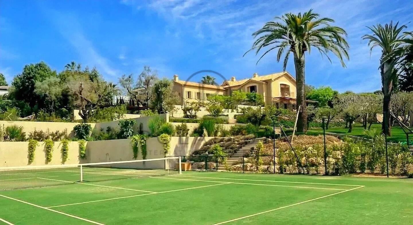 Maison à vendre, 600m², ANTIBES