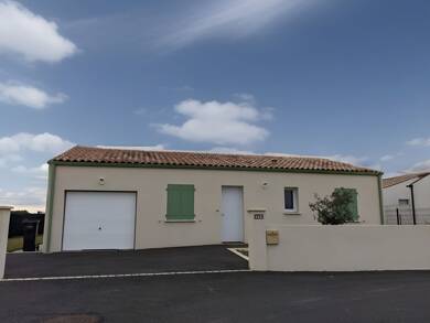 Maison de plain-pied à louer - Neuf 950 € 4 pièces 3 chambres 85 m² 400 m² de terrain Saint Porchaire 17250