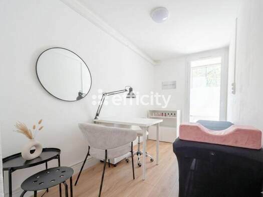 Local commercial à vendre 165 000 € 56 m² de surface de vente Les Caillols Marseille 12ème arrondissement 13012
