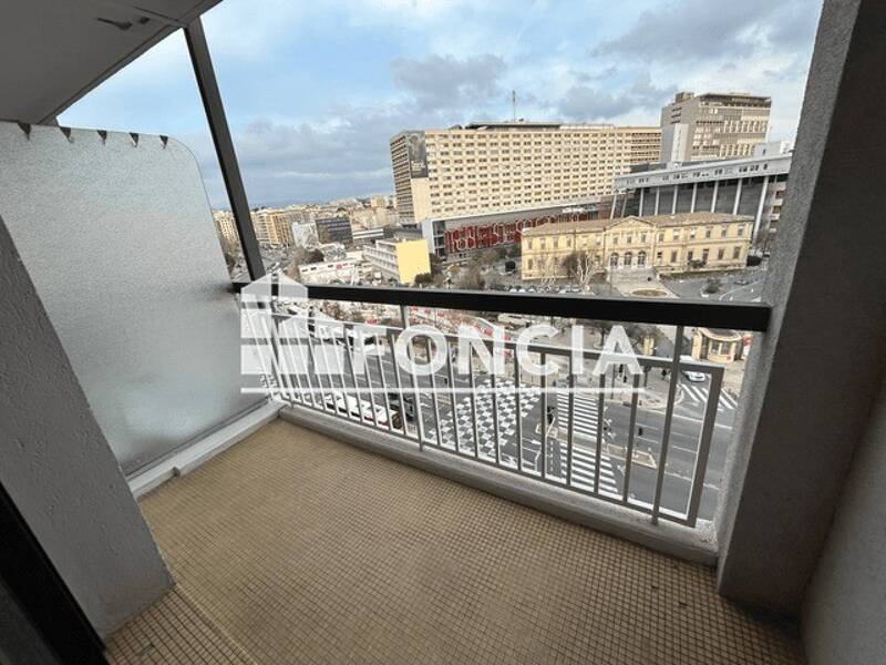 Maison à louer, 52m², MARSEILLE 5E