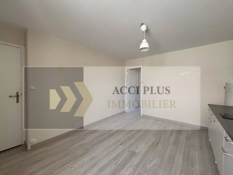 Maison à louer, 31m², NIMES