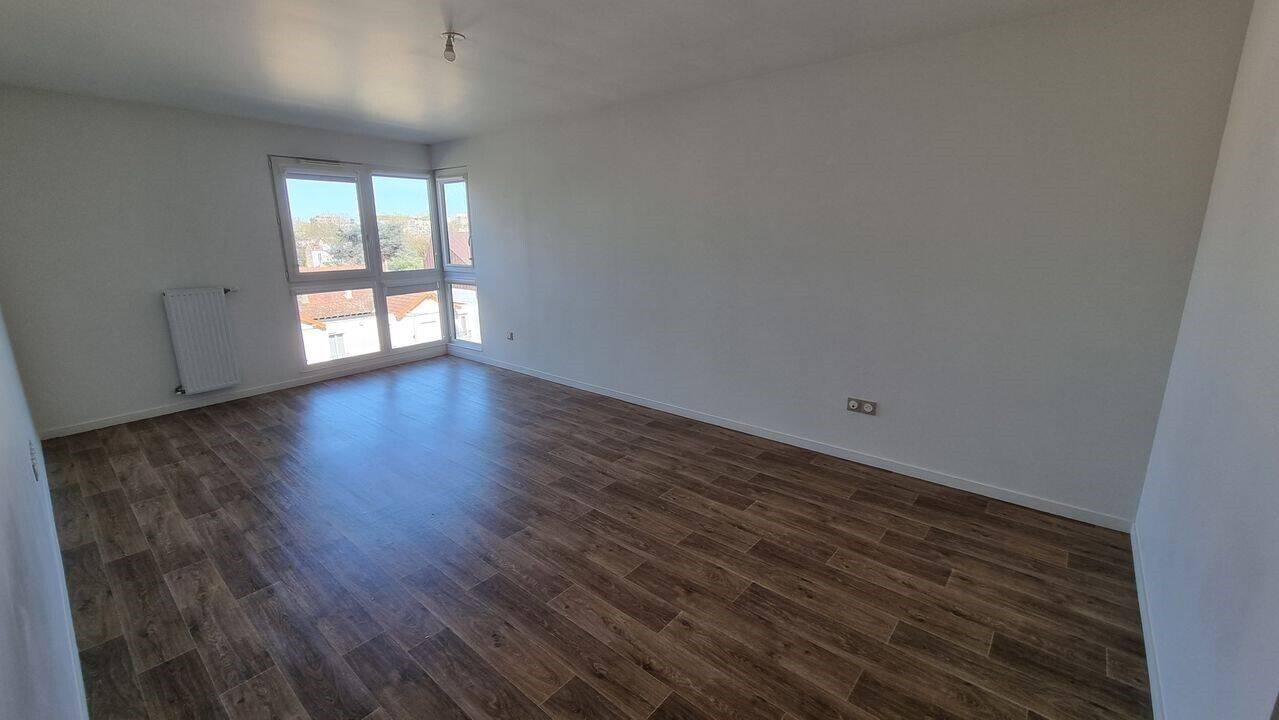 Maison à louer, 72m², NANTERRE