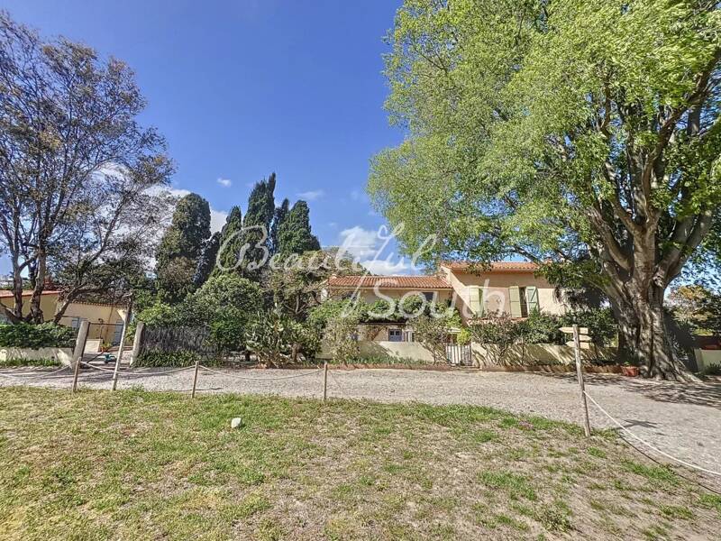 Maison à vendre, 376m², PERPIGNAN