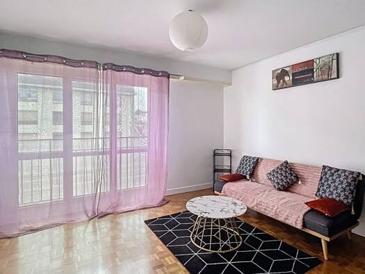 Appartement à louer - logement étudiant 530 € 1 pièce 1 chambre 32,8 m² Étage 4/5 Pau Nord Pau 64000