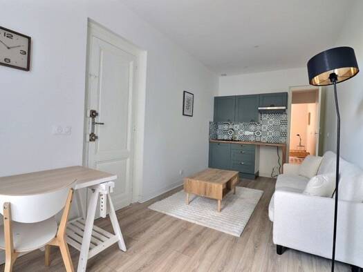 Appartement à louer 840 € 2 pièces 1 chambre 32,2 m² RDC/1 Bordeaux Sud Bordeaux 33800