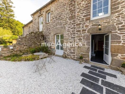Maison à vendre 311 500 € 6 pièces 4 chambres 139 m² 2 700 m² de terrain Trelivan 22100