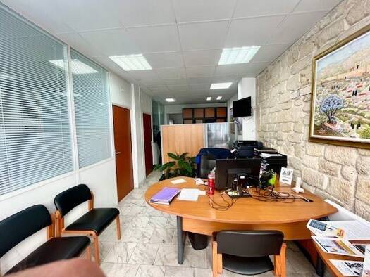 Espace bureau à vendre 359 000 € 60 m² de bureaux Nation-Alexandre Dumas Paris 11ème arrondissement 75011