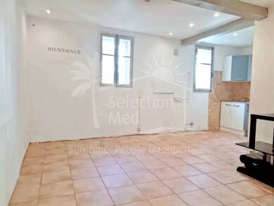 Immeuble à vendre 265 000 € 190 m² La Ville Ollioules 83190
