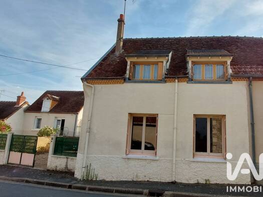 Maison à vendre 74 500 € 4 pièces 2 chambres 69 m² 124 m² de terrain Chabris 36210