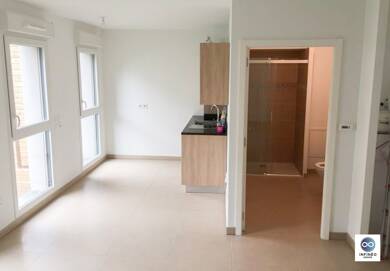Appartement à vendre 129 000 € 1 pièce 29 m² Étage 1/3 Leclerc-Verdun Nord Est Brie-Comte-Robert 77170
