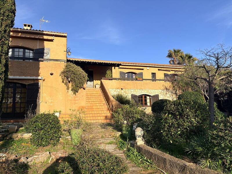 Maison à vendre, 224m², BANDOL