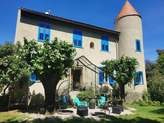 Château à vendre 449 000 € 8 pièces 4 chambres 127 m² 4 100 m² de terrain Vico 20160