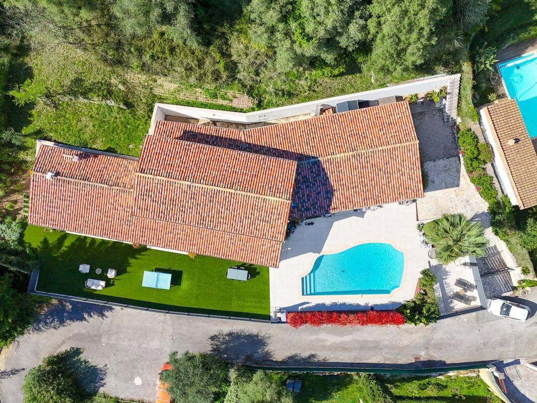 Maison à vendre, 300m², TOURRETTES SUR LOUP