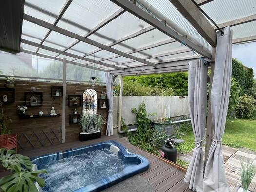 Maison à vendre 399 000 € 6 pièces 3 chambres 98 m² 370 m² de terrain Pontault Combault 77340