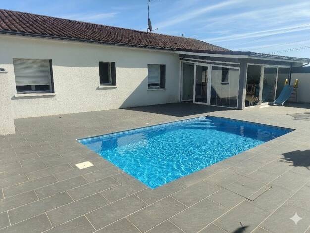 Maison à vendre 378 000 € 5 pièces 121 m² Mées 40990