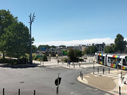 Appartement à vendre 312 000 € 4 pièces 2 chambres 72 m² Étage 1/4 Centre Angers 49100