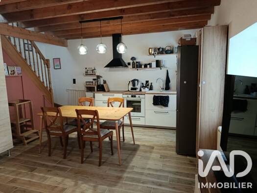 Maison de ville à vendre 153 500 € 4 pièces 3 chambres 80 m² 39 m² de terrain Lezoux 63190