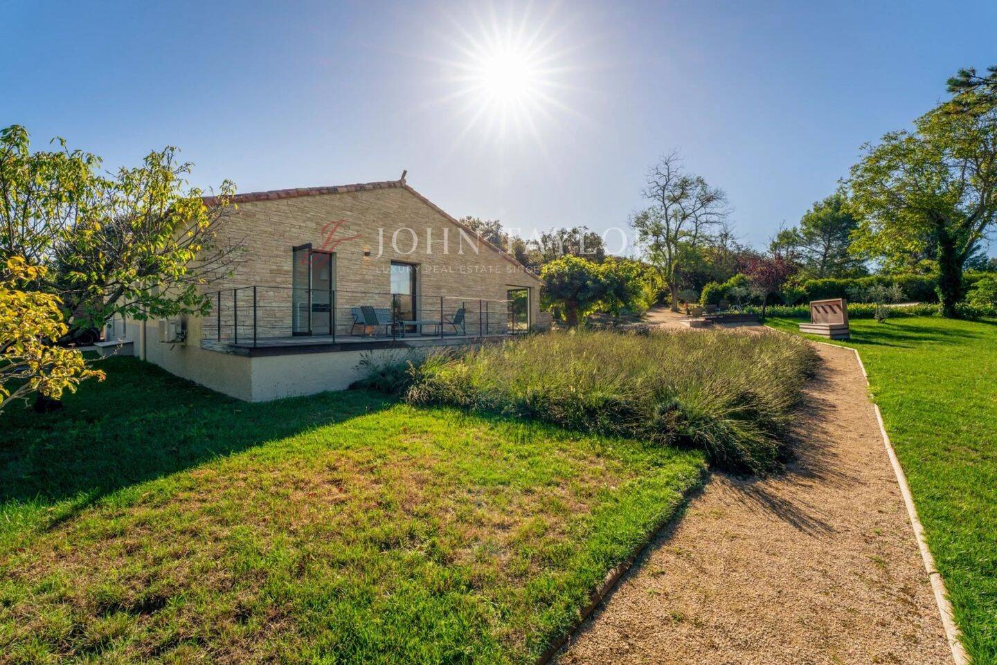 Maison à vendre, 200m², EYGALIERES