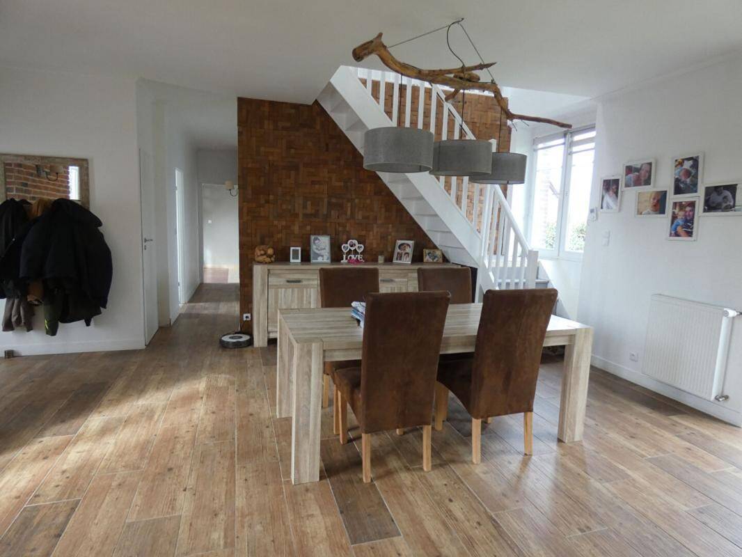 Maison à vendre, 210m², HOUDAN