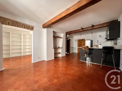 Appartement à louer 990 € 2 pièces 1 chambre 48 m² 2ème étage Ajaccio 20000